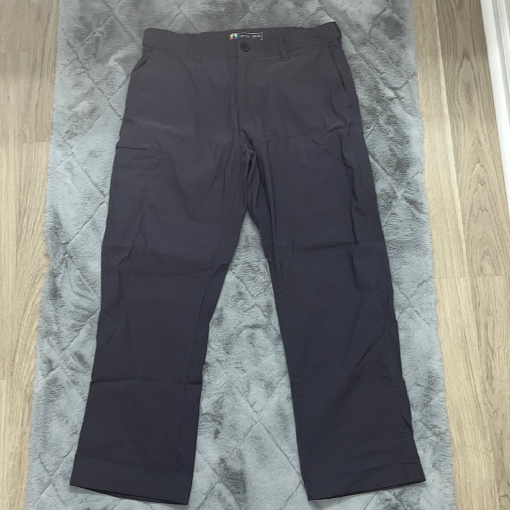 Men’s Dark Gray, Flex, Comfort Waist Classic Fit Chino Pants